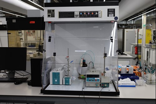 Kantoor en laboratorium wordt ondersteunt met ICT Compleet